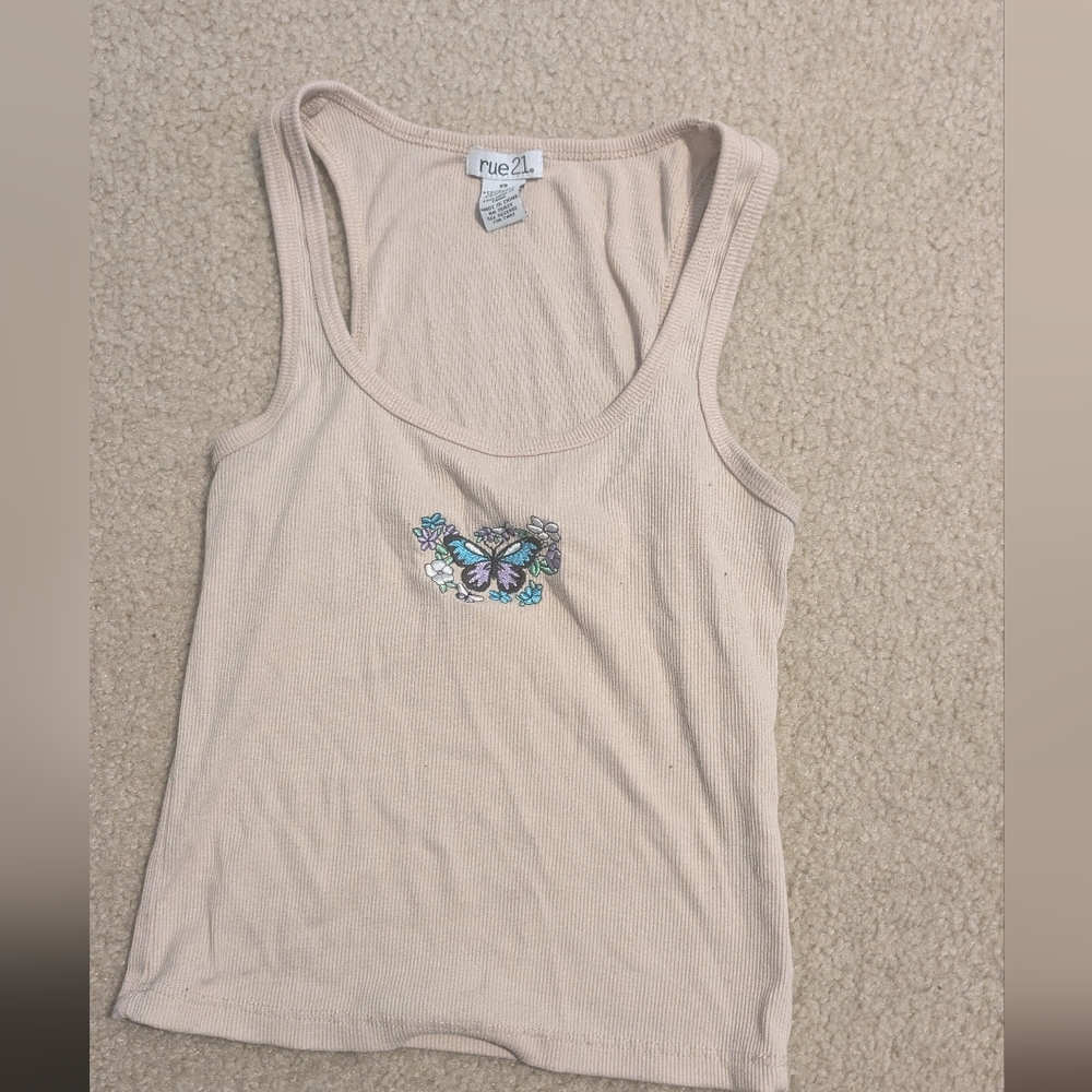 Rue21 Cream Embellished Fitted Tank Top